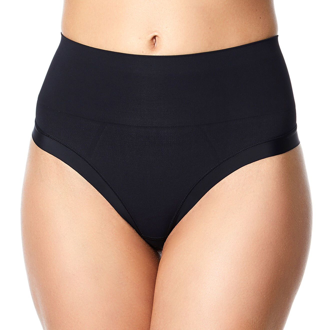 Liz Gaine string Lucie noire