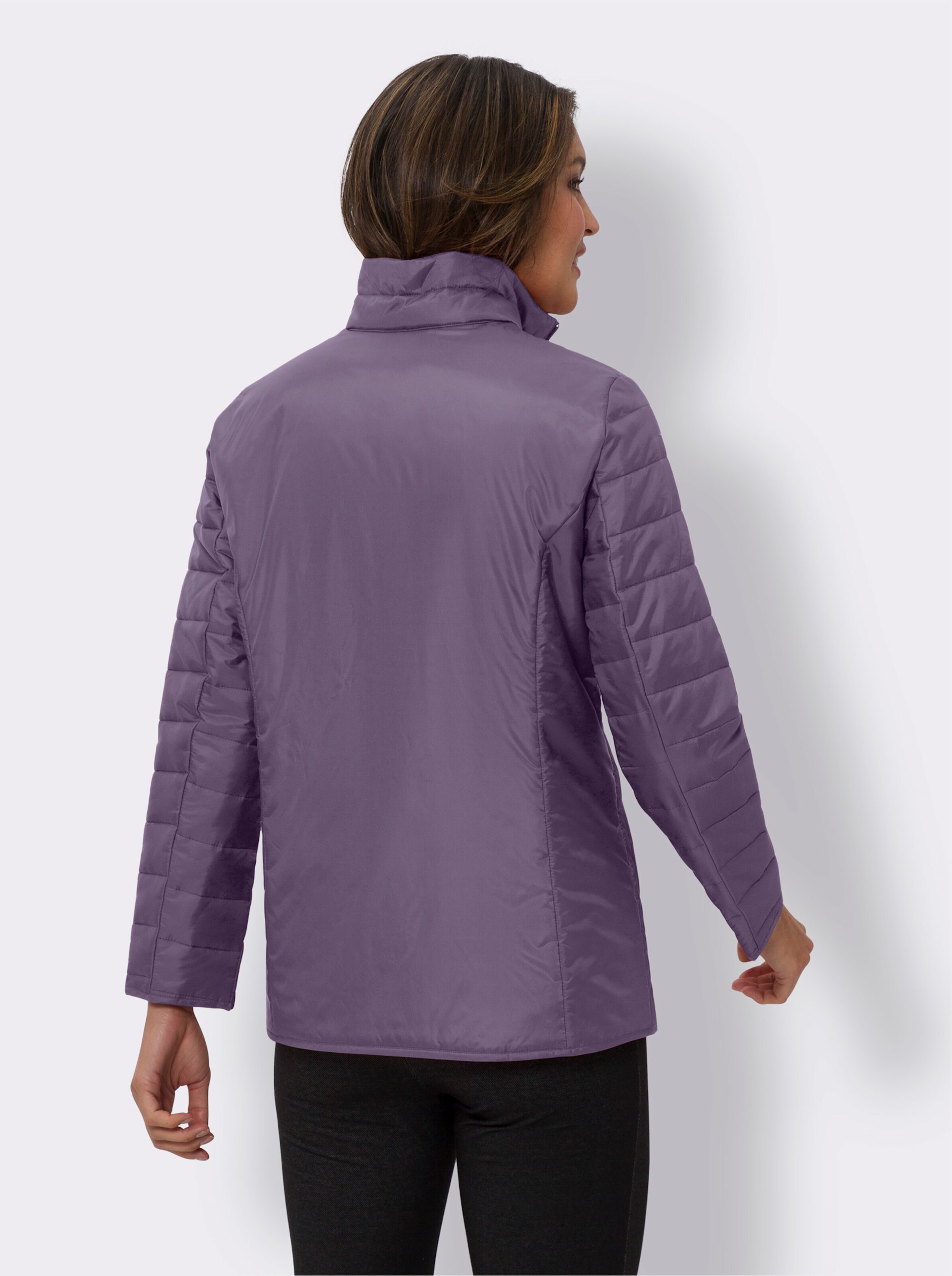 Steppjacke mit vertikalem Muster