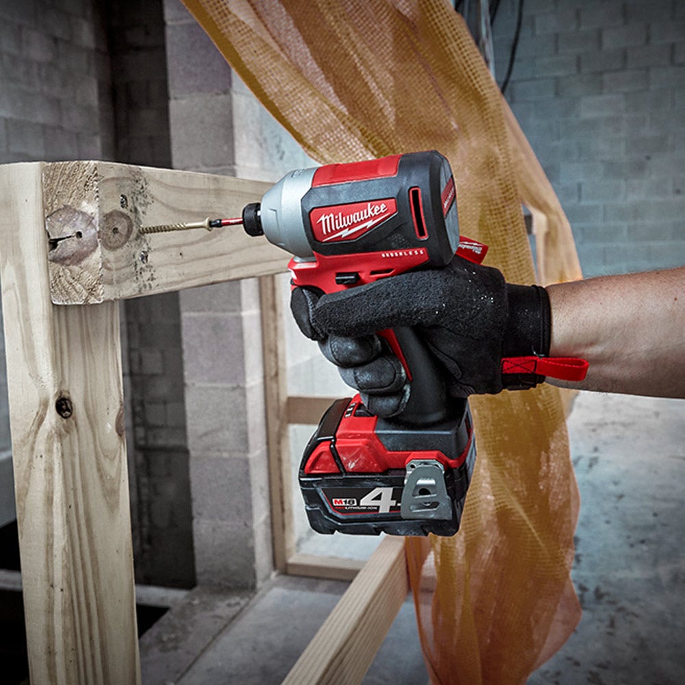 MILWAUKEE 18V Brushless 1/4inch Hex Impact Driver Skin M18BLID2-0