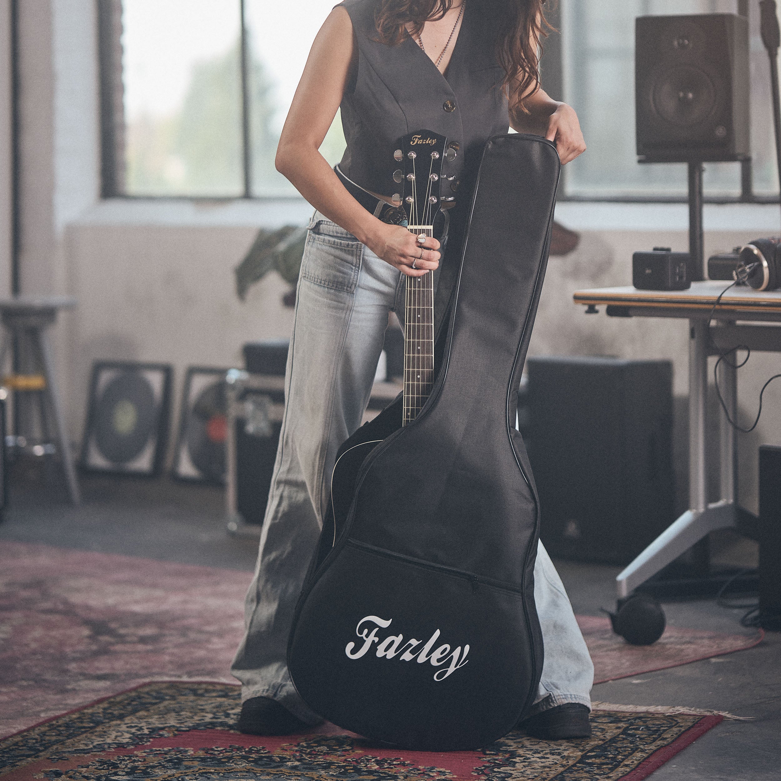 Fazley Carrier B4WB Basic gigbag voor 4/4 western gitaar zwart