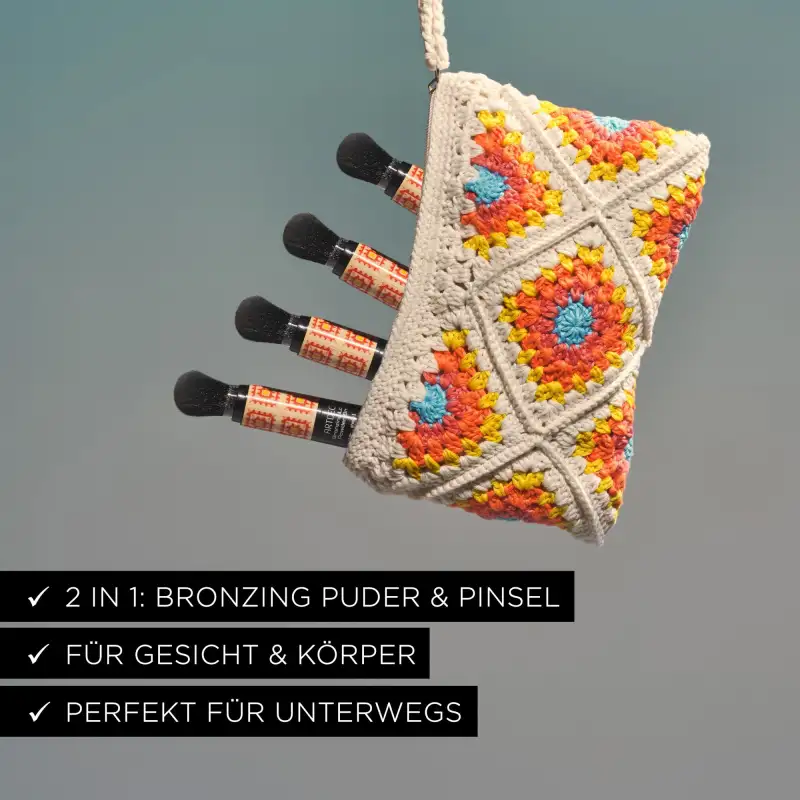 Bronzing Loose Powder Brush – for Face & Body