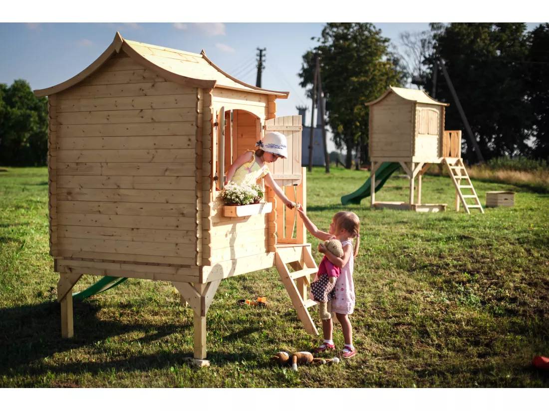 Maisonnette en bois avec toboggan - 112x146xH212cm/1.1m2 - Timbela M550A