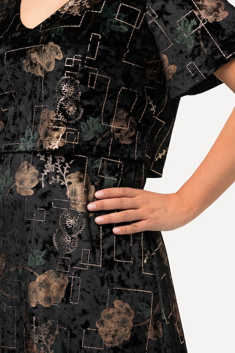 Abendkleid, Samt, V-Ausschnitt, Halbarm