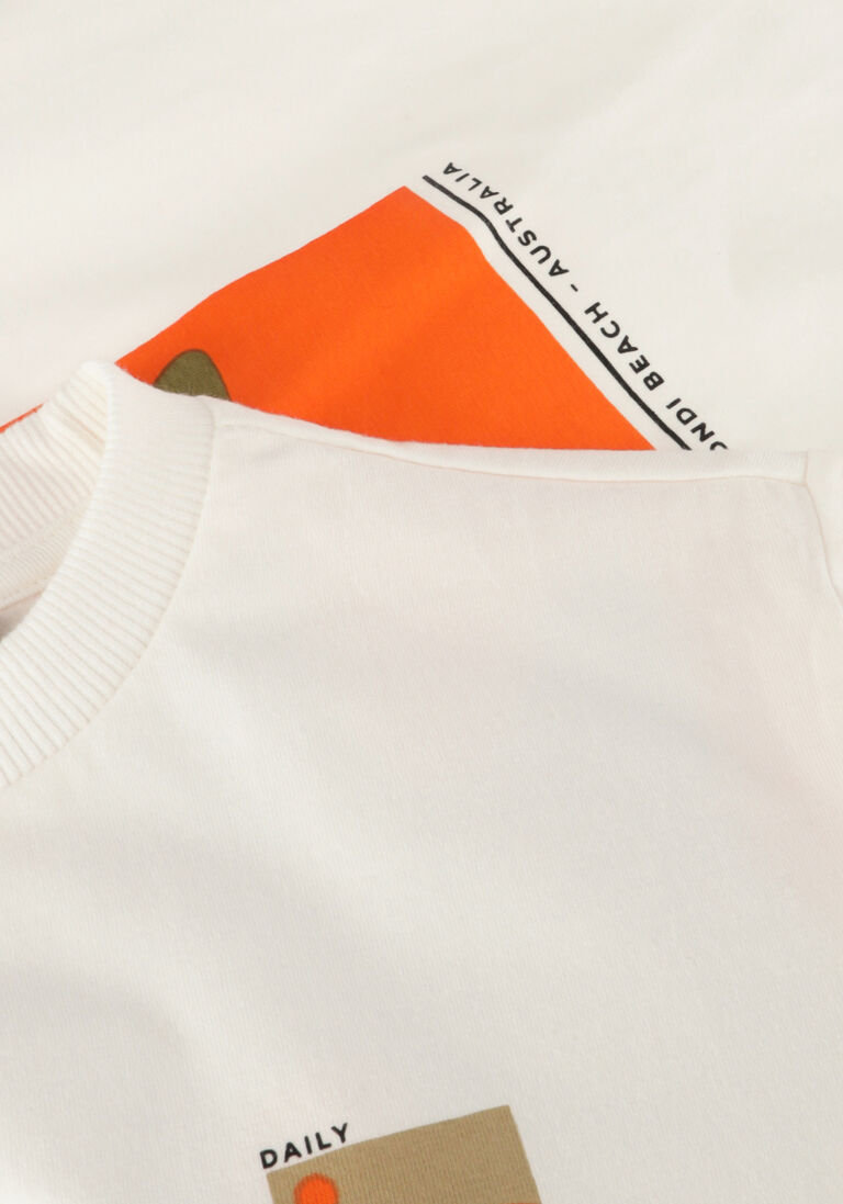 DAILY7 witte daily7 t-shirt t-shirt daily 7 waves