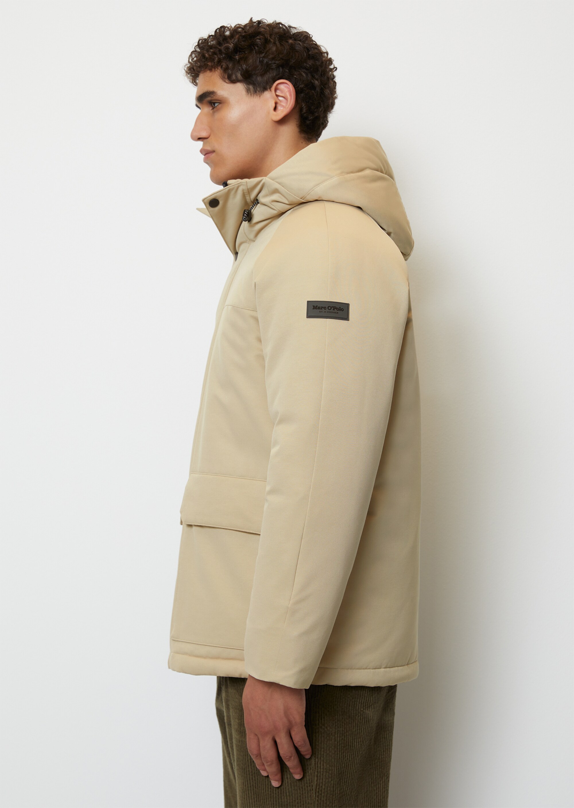 Kapuzen-Jacke regularmit Wattierung von Unifi REPREVE®