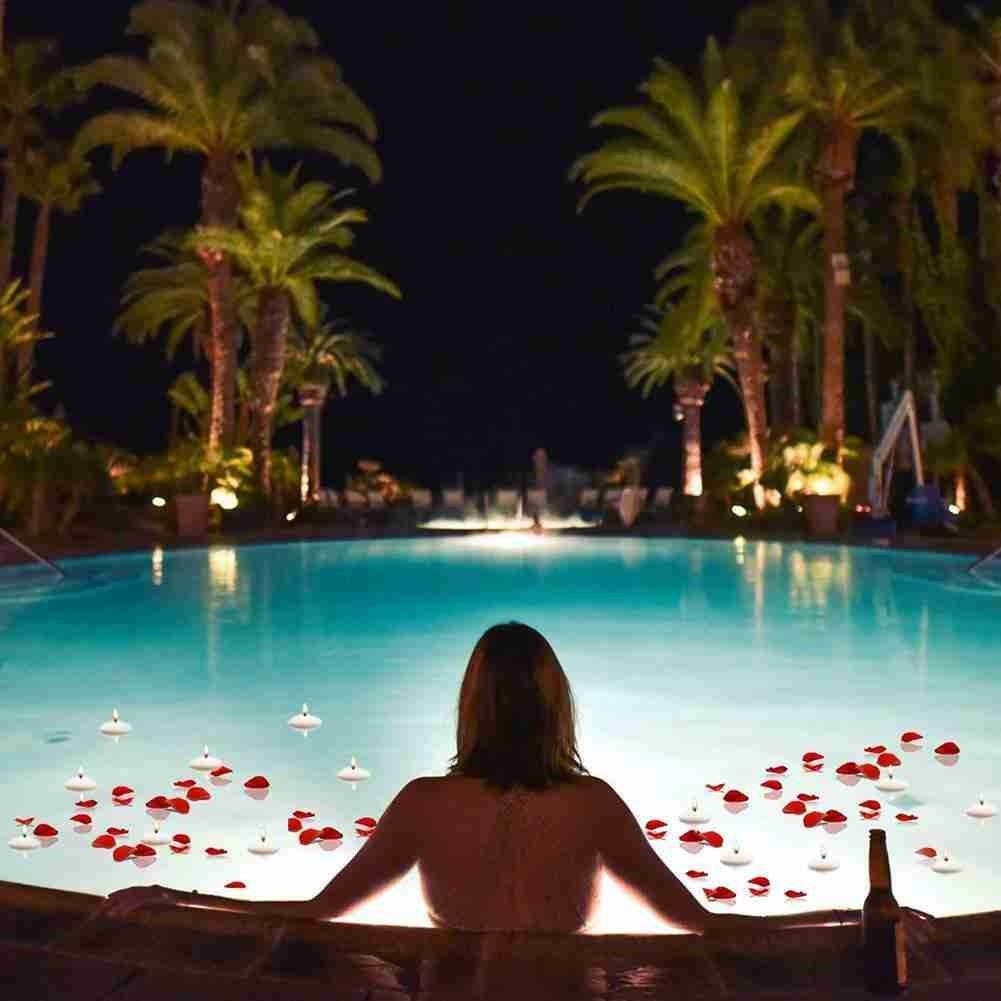 (100er Set) Romantische Wasser Schwimm Kerzen Stimmungs Teelichter - Rot