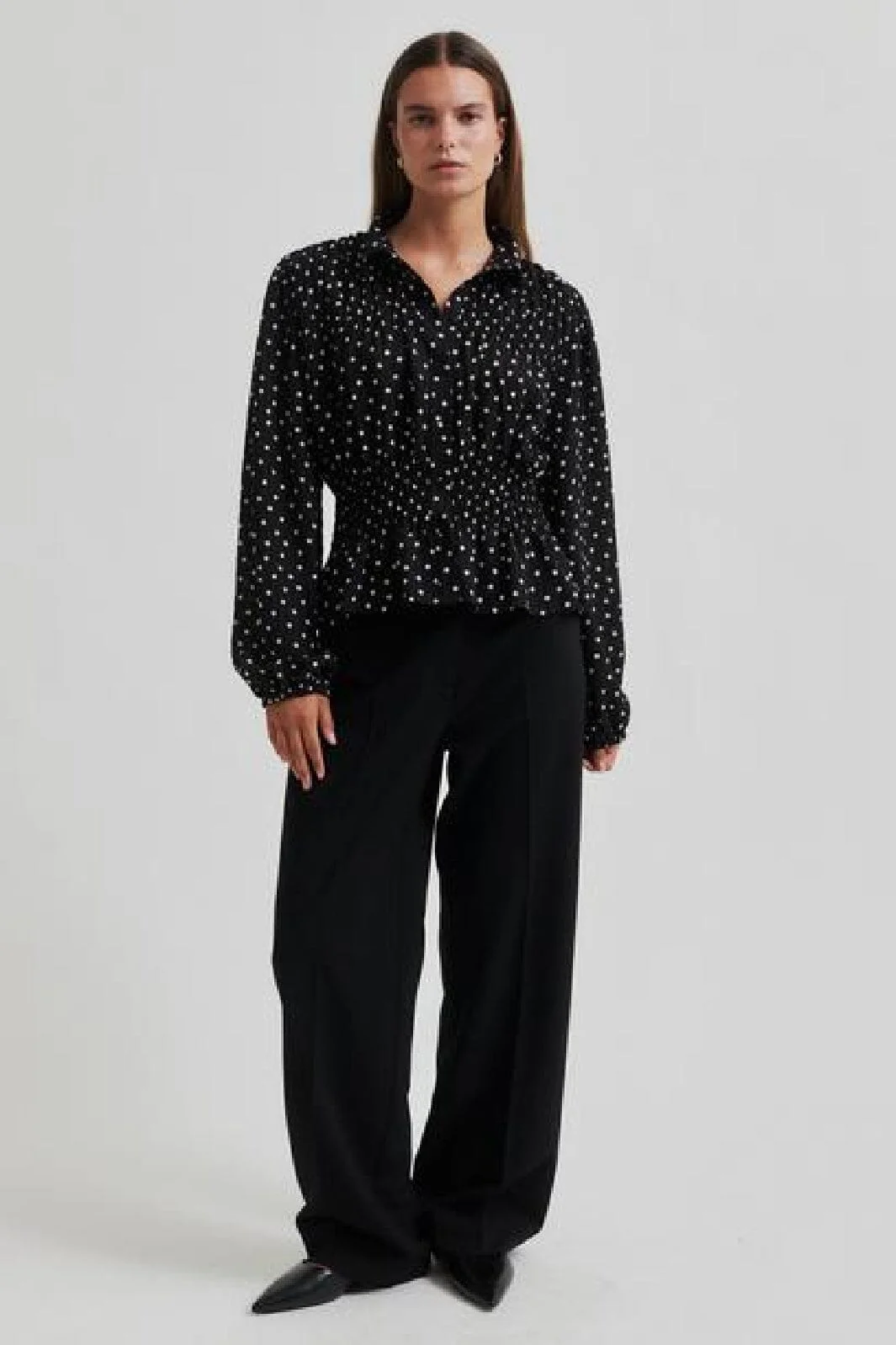 Second Female Tuva Shirt 59492