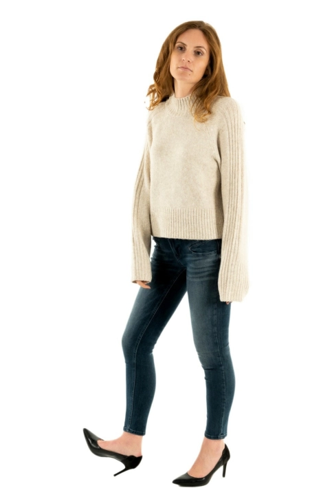 pull hiver only macadamia oatmeal w. melange