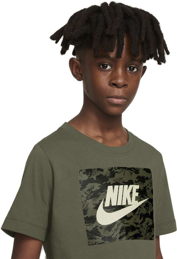 Nike Sportswear T Shirt Grøn