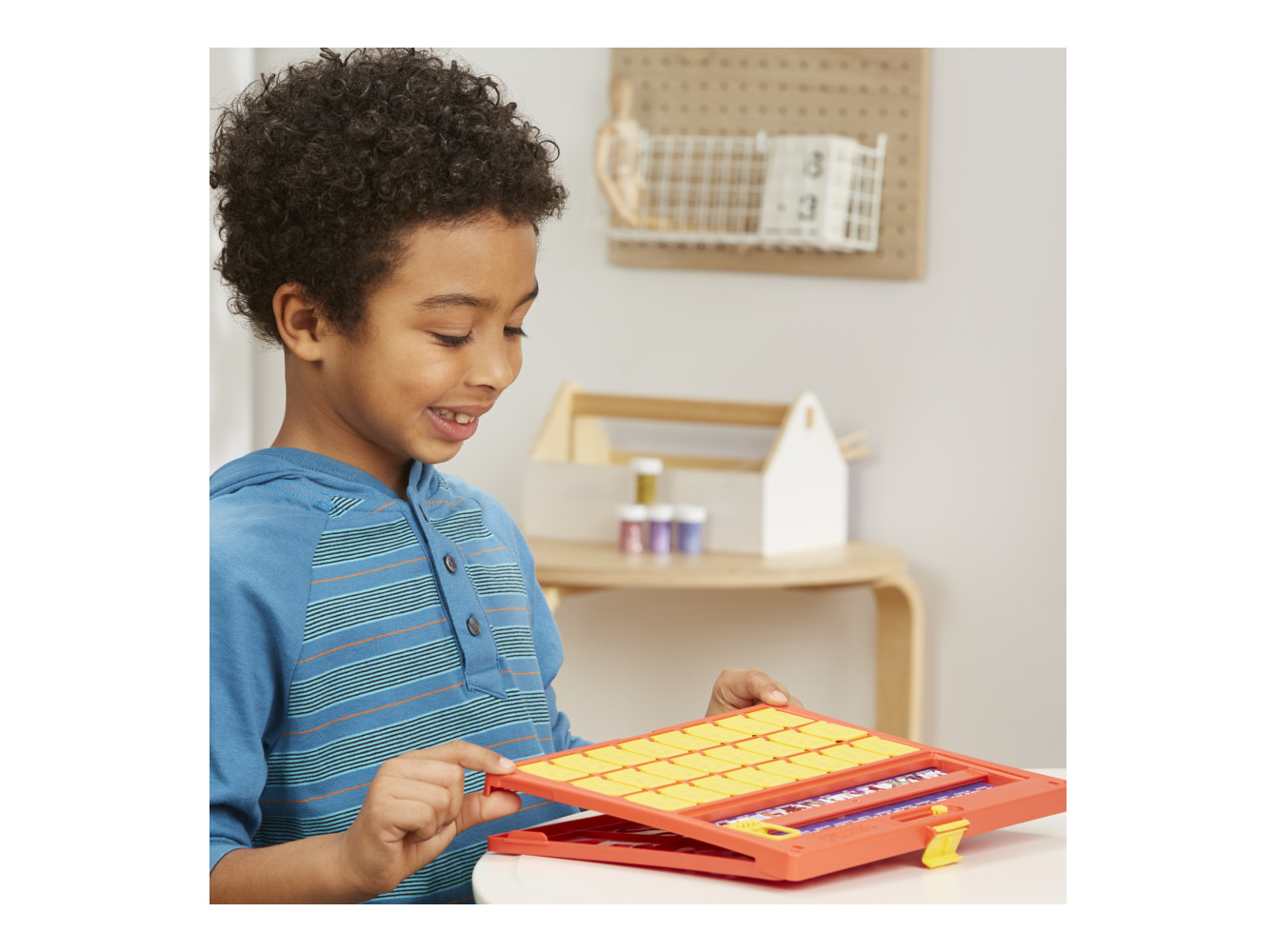 JOGO QUEM É QUEM HASBRO
