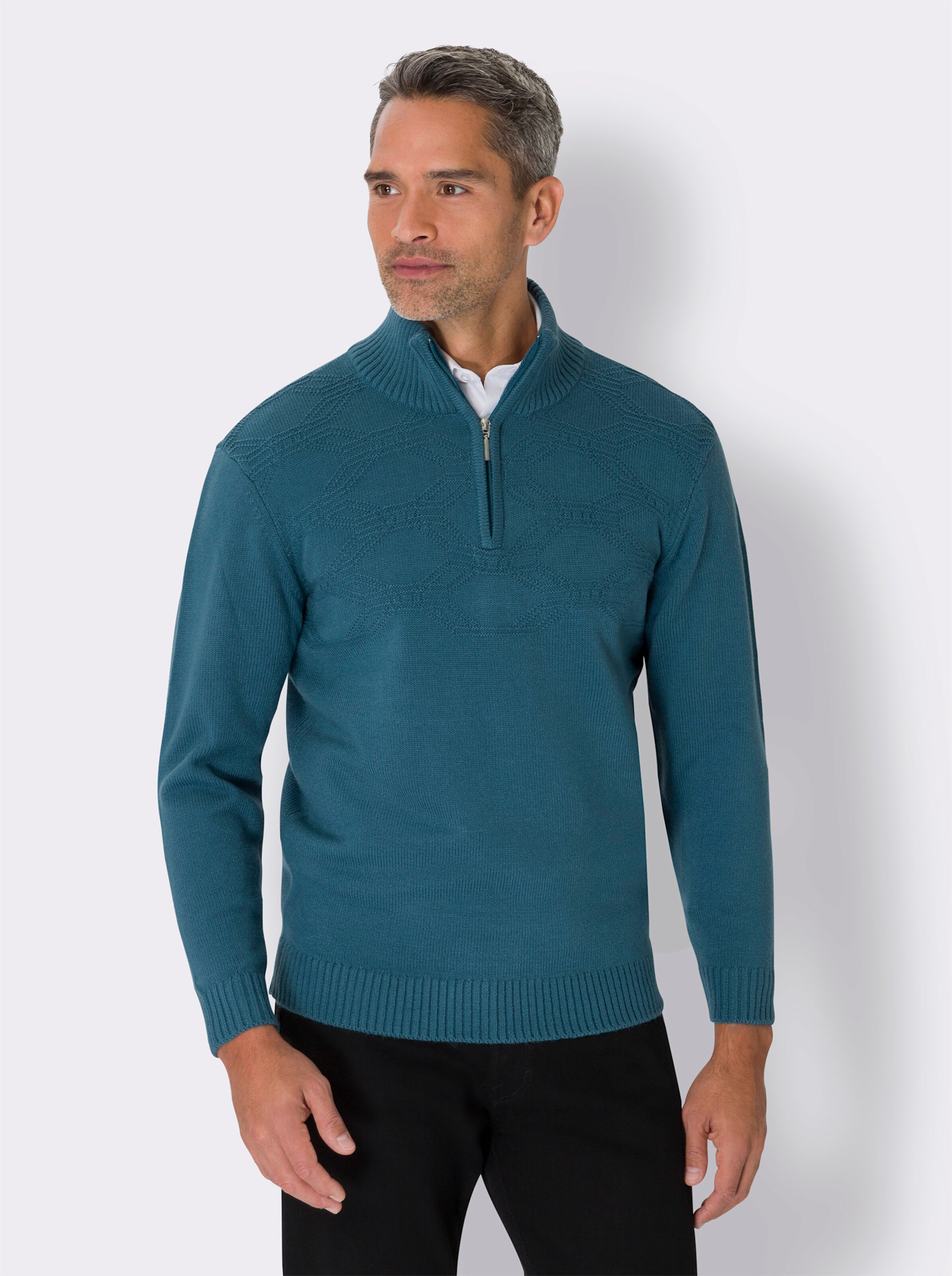 Stehkragen-Pullover