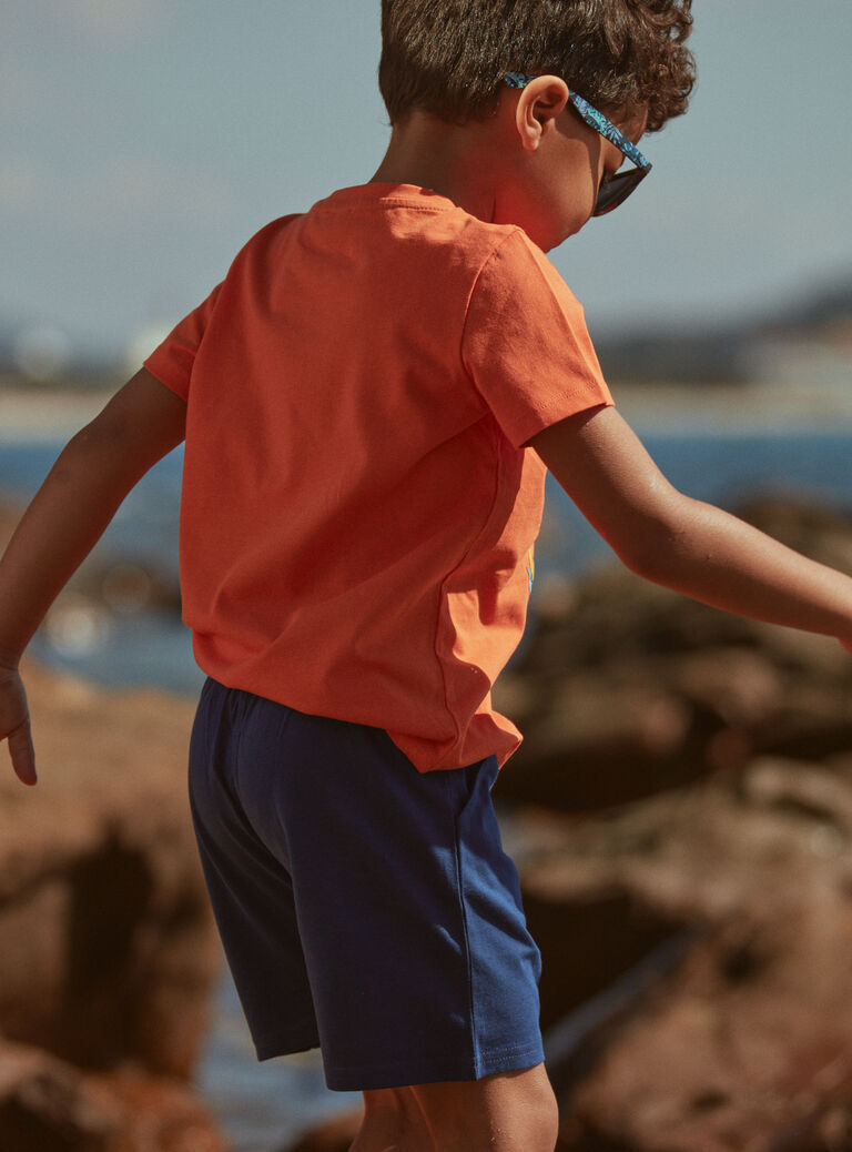 T-shirt et short orange et bleu marine en jersey