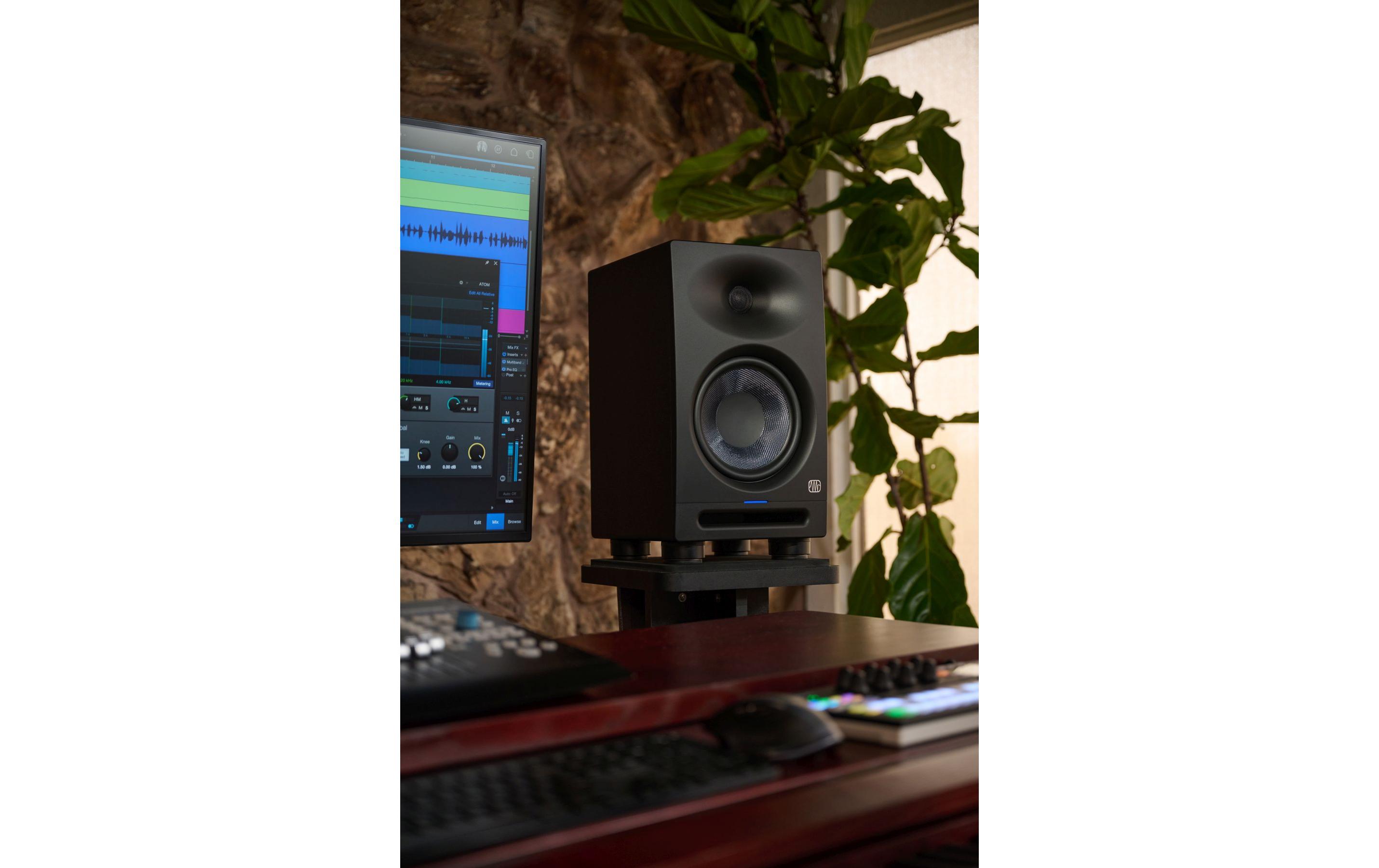 Studiomonitor Eris Studio 8 Schwarz<br>Aktive 8-Zoll 2-Wege-Studiomonitore mit EBM Wave Guide