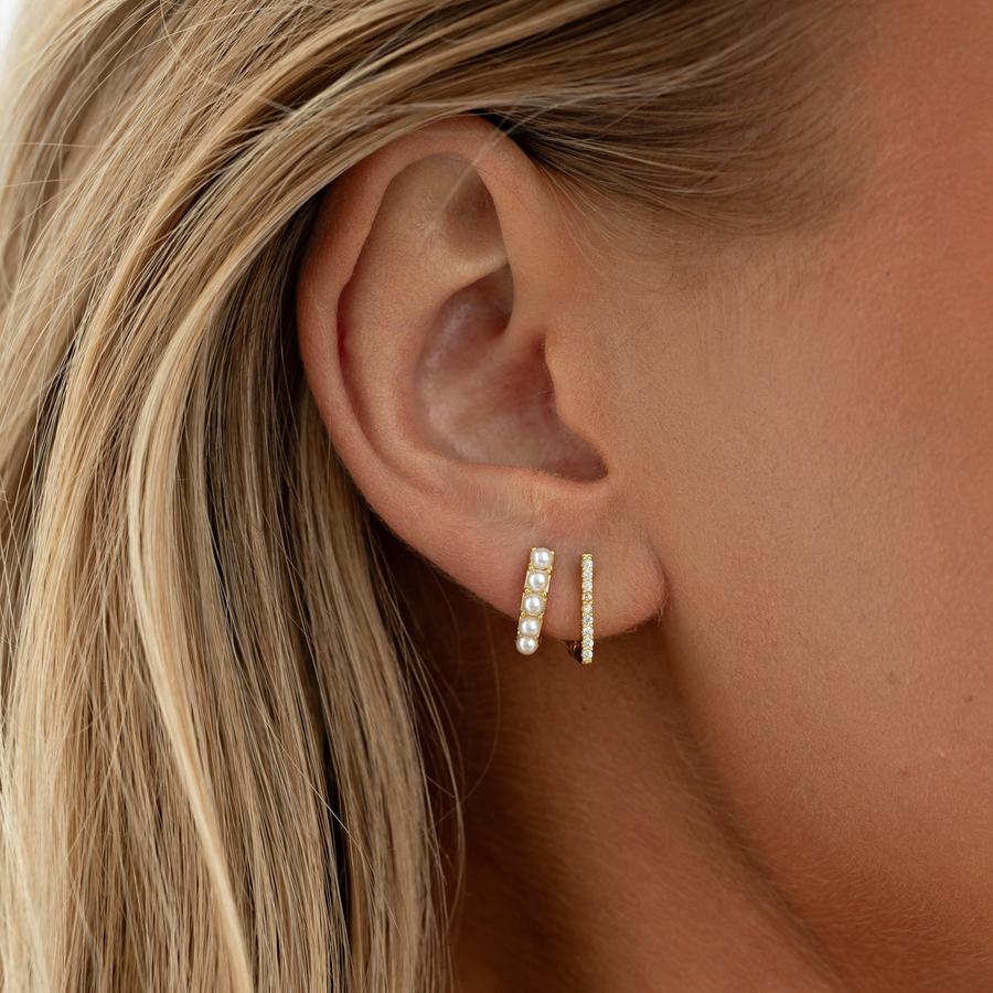 Timi Of Sweden Essie Pearl Hoop Earrings Gold 9mm