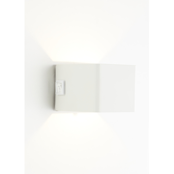 Brilliant draadloze wandlamp Iseo wit 4W met sensor