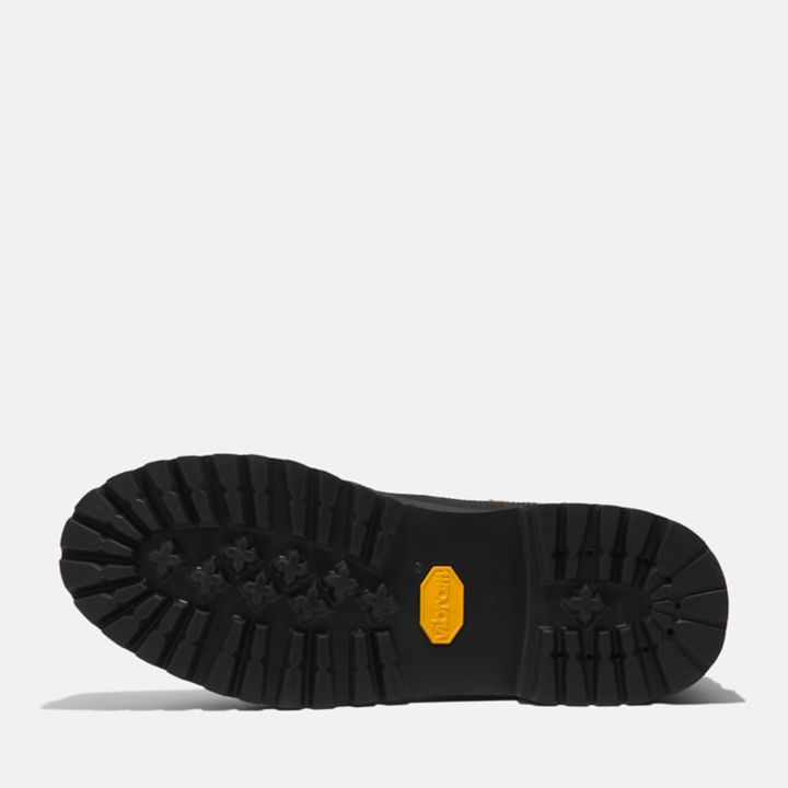 Bota masculina Vibram e Gore-Tex na cor amarela.