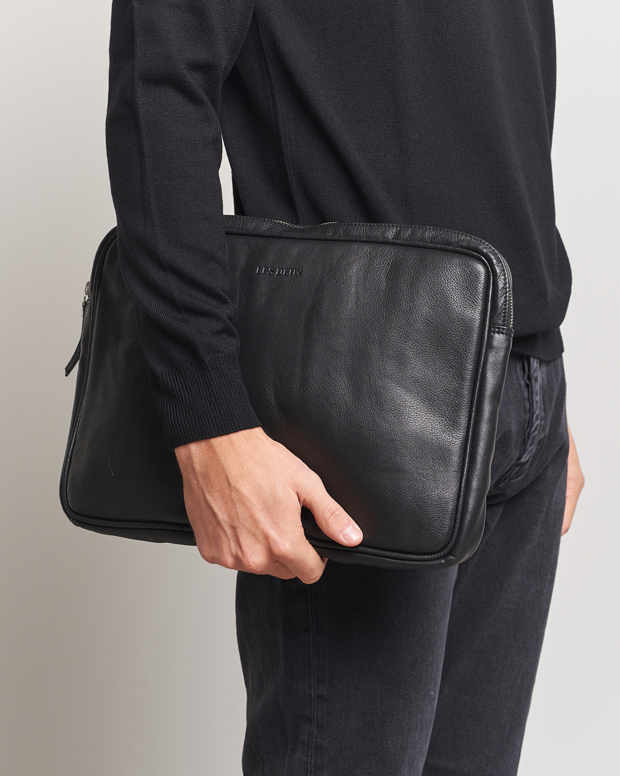 Les Deux Leather Laptop Sleeve Black