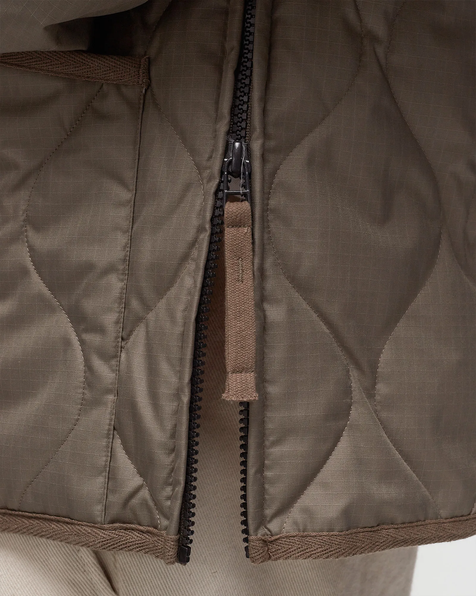 Taion MILITARY ZIP V-NECK DOWN JACKET