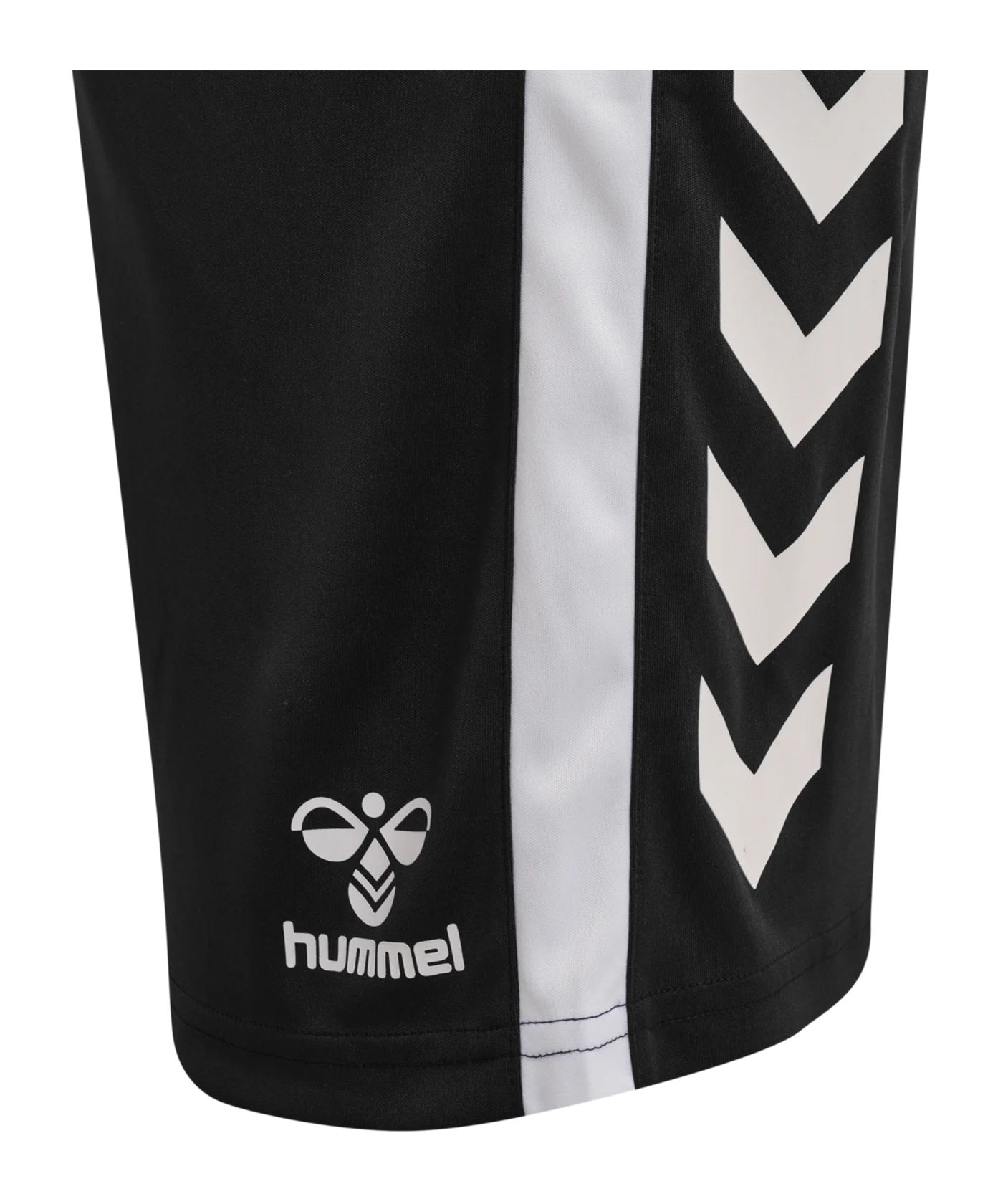 Hummel hmlCORE XK Basket Short Schwarz F2001