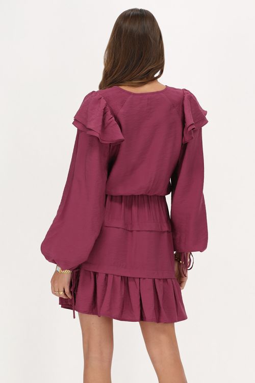Paarse jurk met ruffles & wijde mouwen