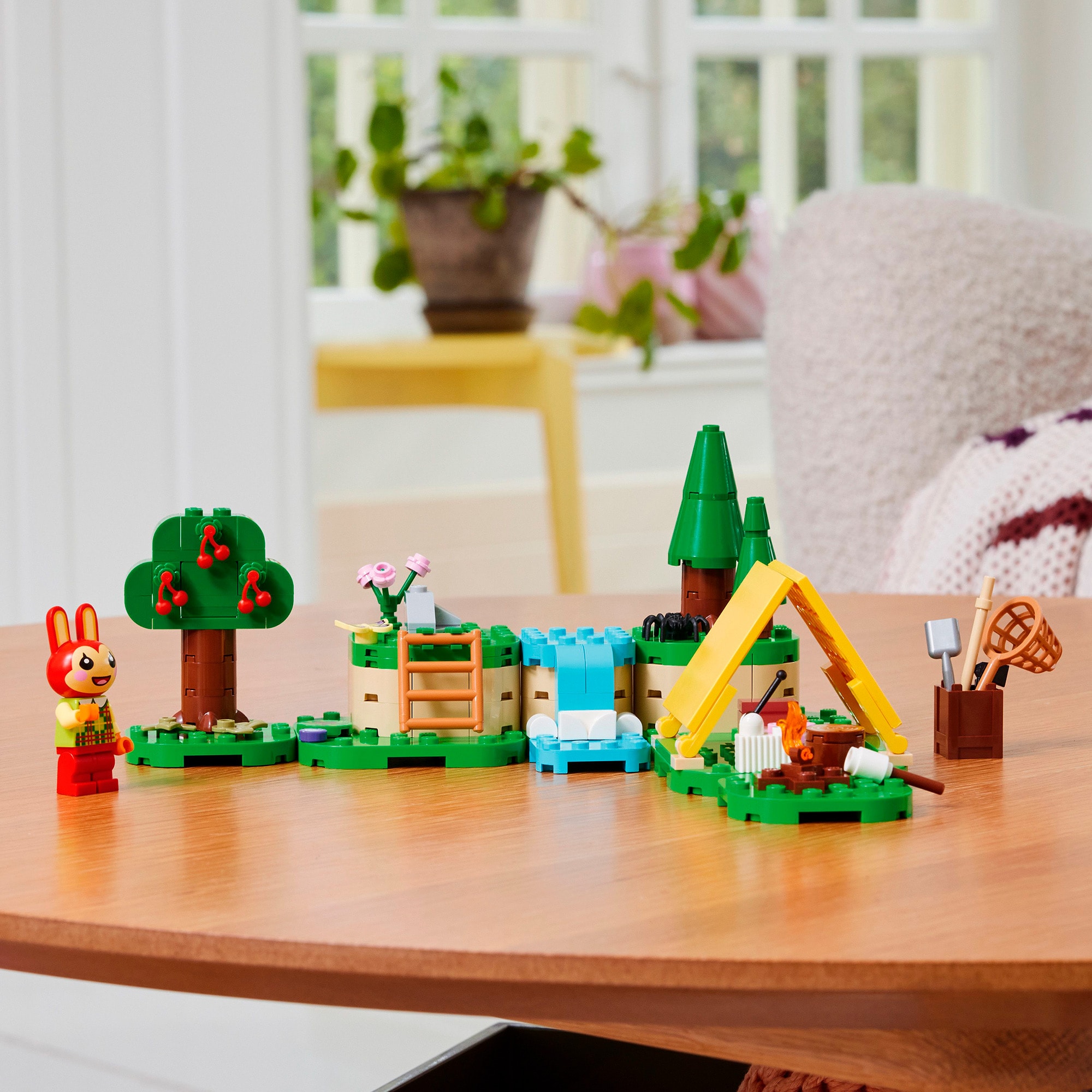 LEGO Konstruktionsspielzeug Animal Crossing Mimmis Outdoor-Spaß