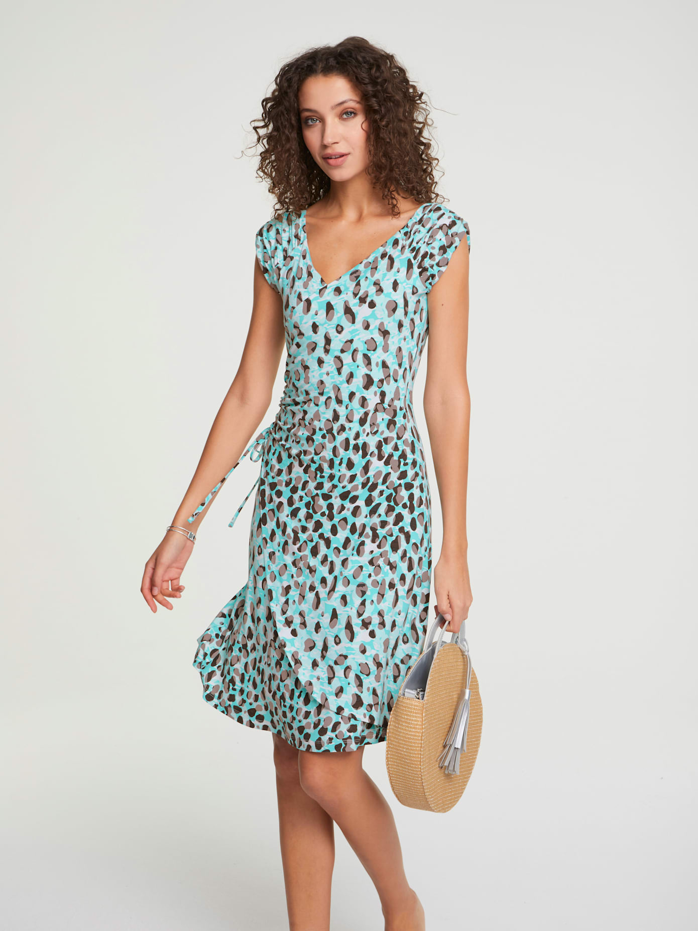 Robe légère effet cache-cœur tendance
