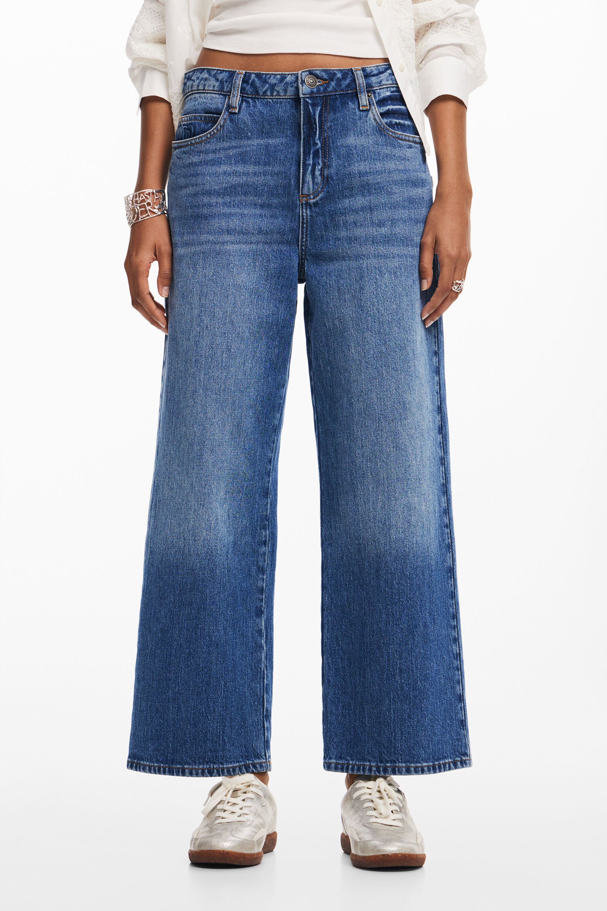 calça jeans culote