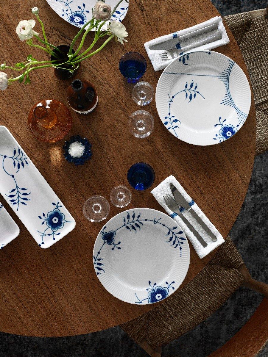 Royal Copenhagen  Blå Mega riflet tallerken, deko 2 - 27 cm.