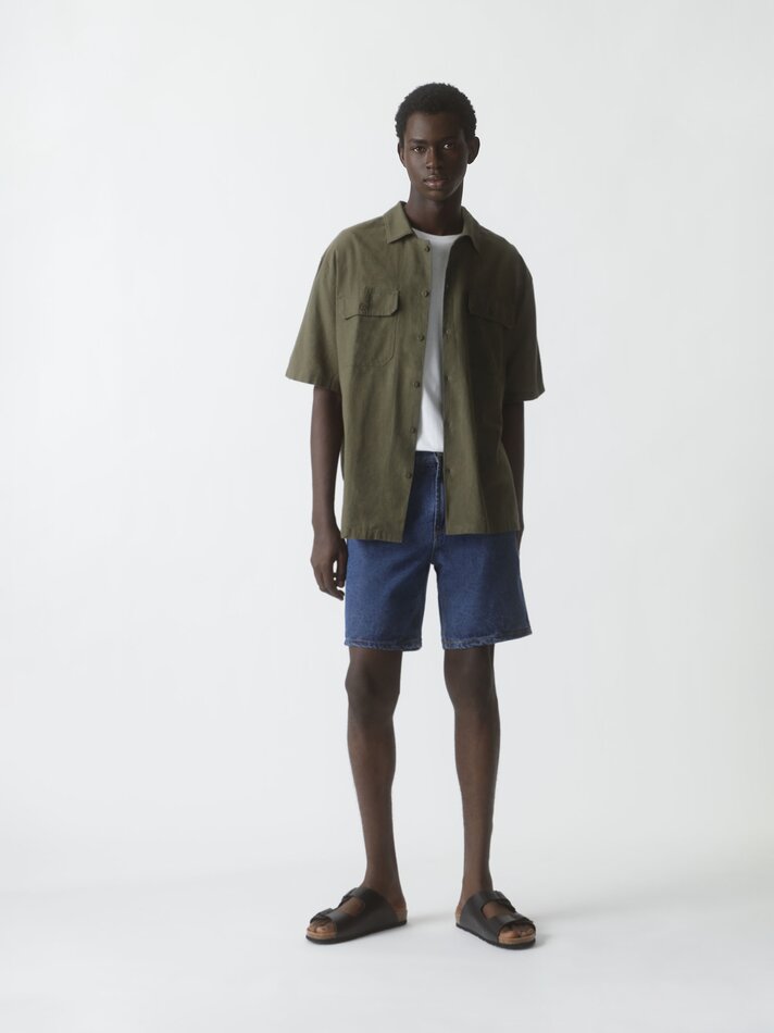 Camisa de algodão e linho com bolsos - Cáqui escuro