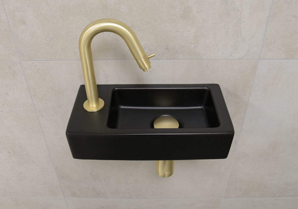 Mueller Mini Rhea fonteinset zwart met gebogen fonteinkraan links in kleur goud