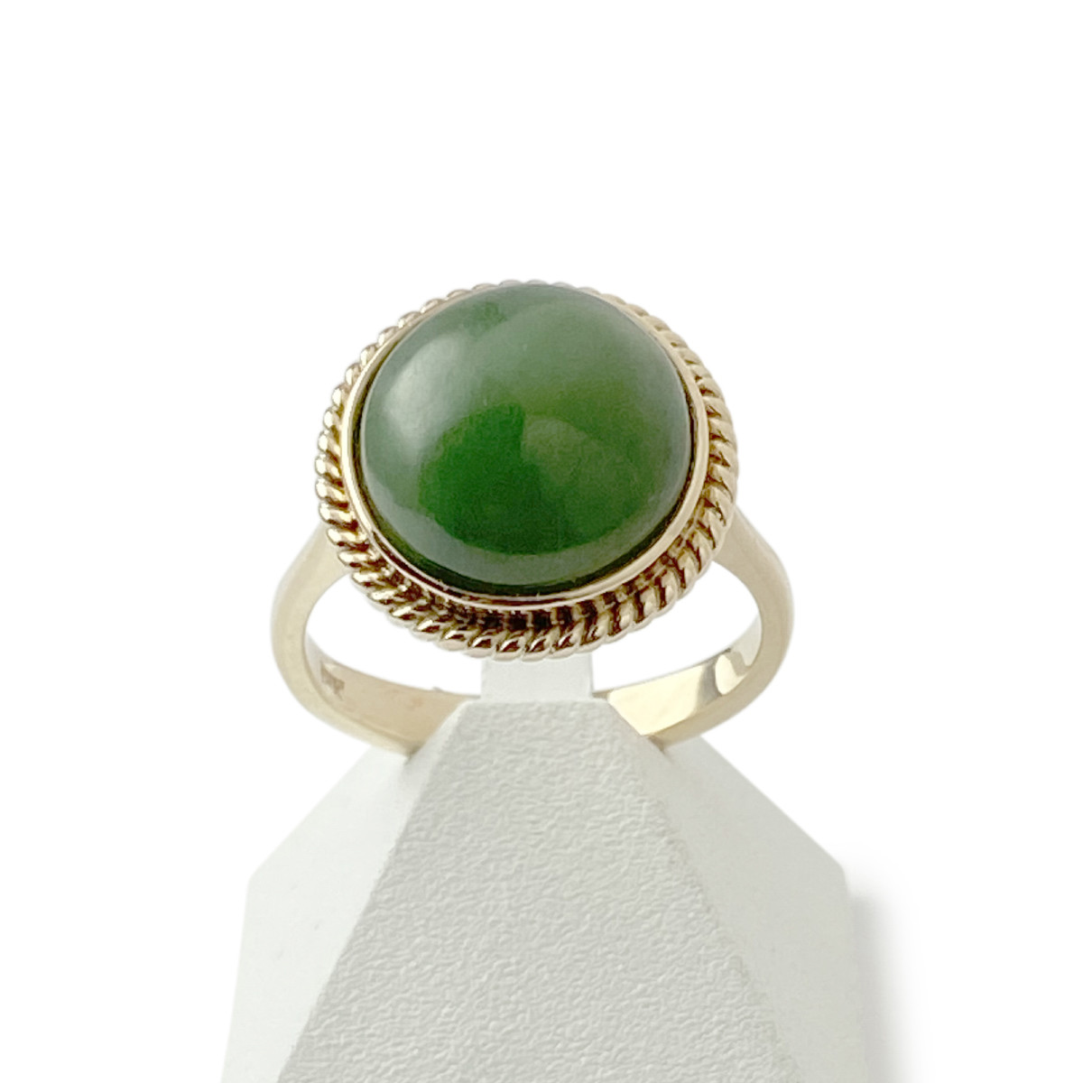 Bague d'occasion or 585 jaune jade néphrite