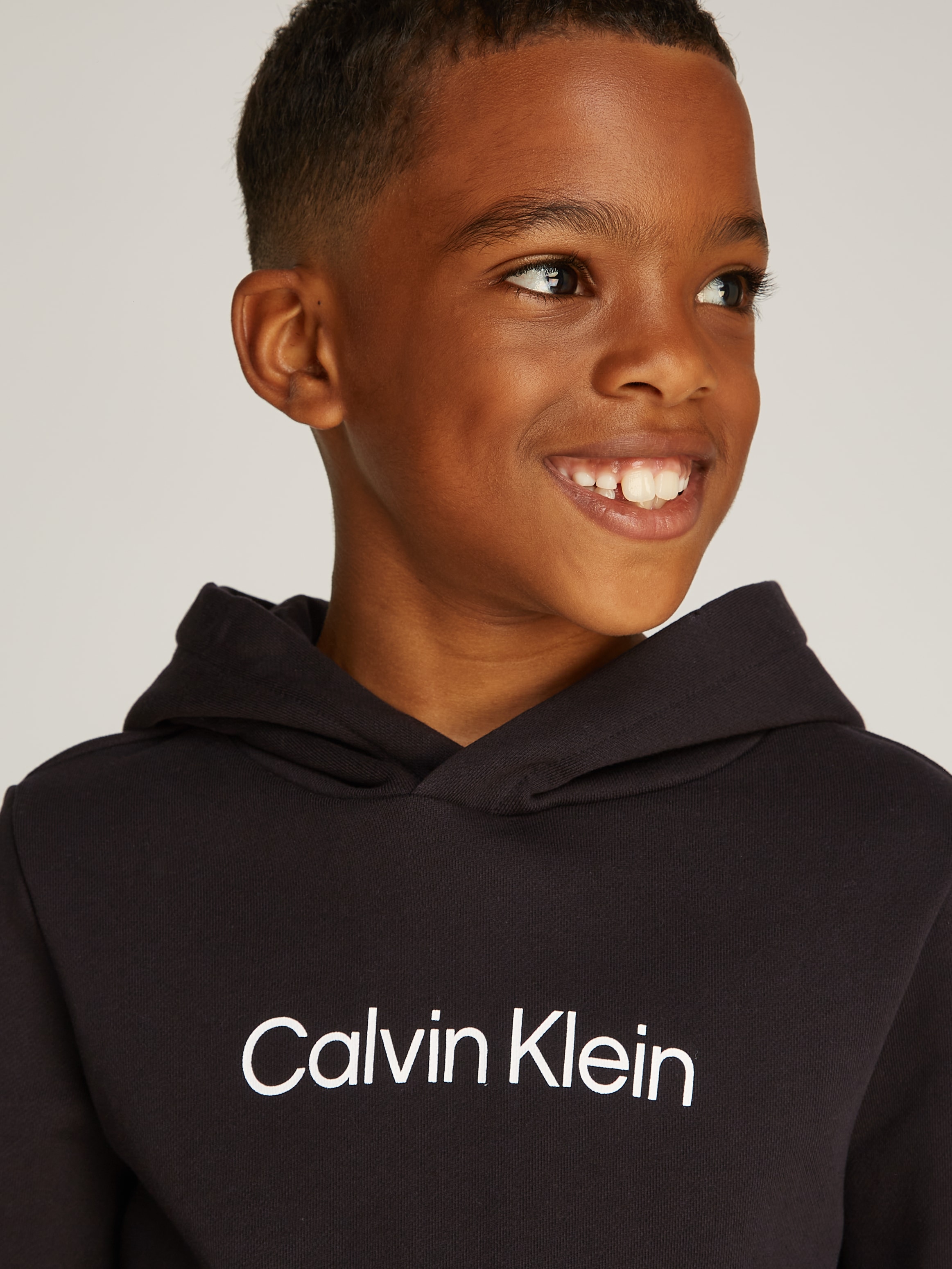 Calvin Klein Jeans Kapuzensweatshirt »Inst. Logo Reg. Terry Hoodie«, für Kinder bis 16 Jahre und mit Logoschriftzug