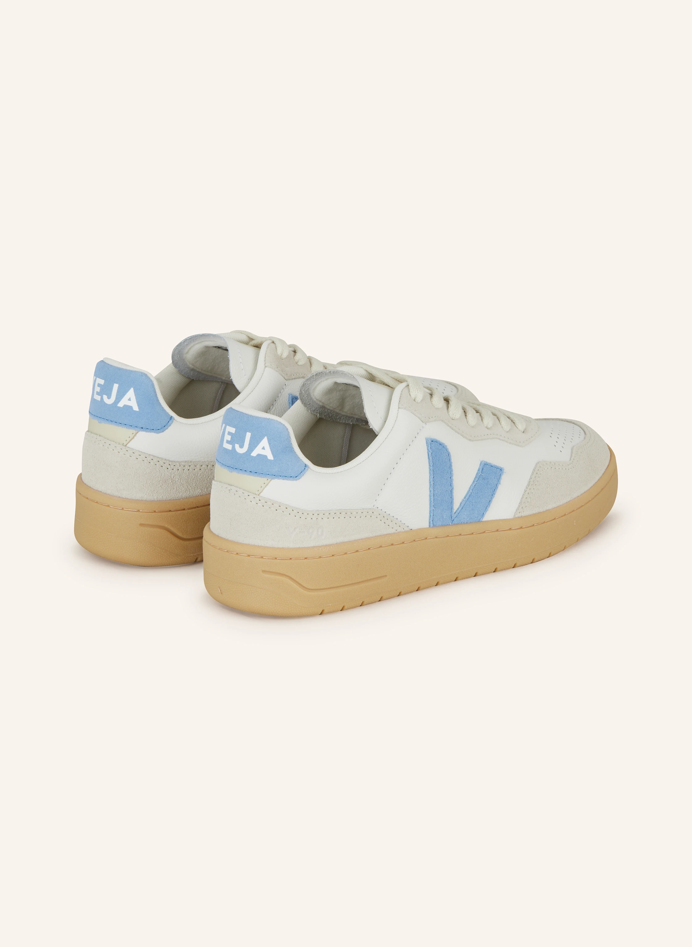 VEJA Sneaker V-90