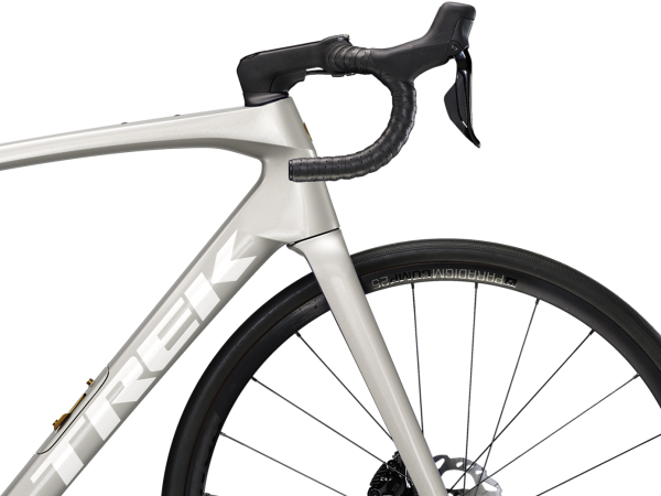 Trek Domane SL 6 Gen 4 Silver - Racercykel - 2025