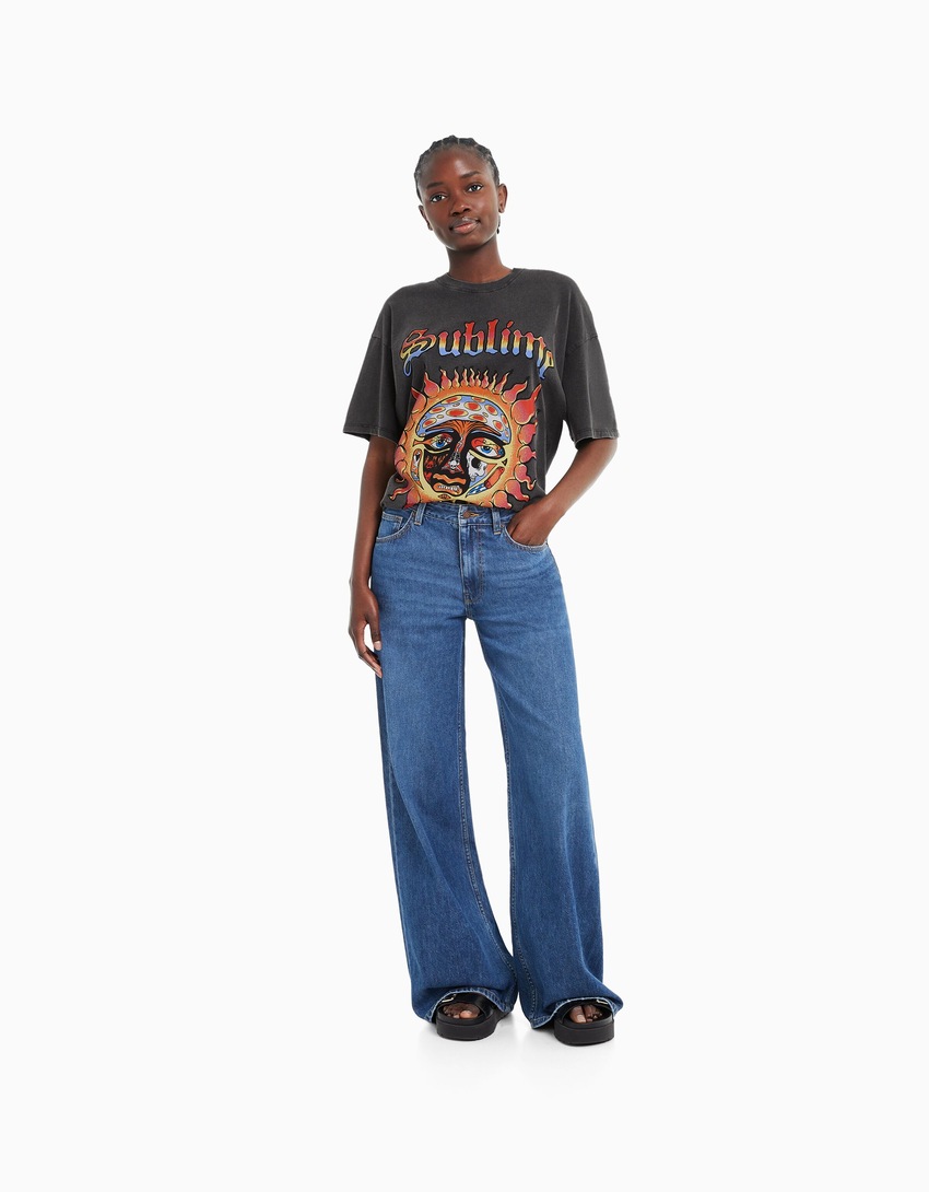 Camiseta de manga curta com estampa Sublime