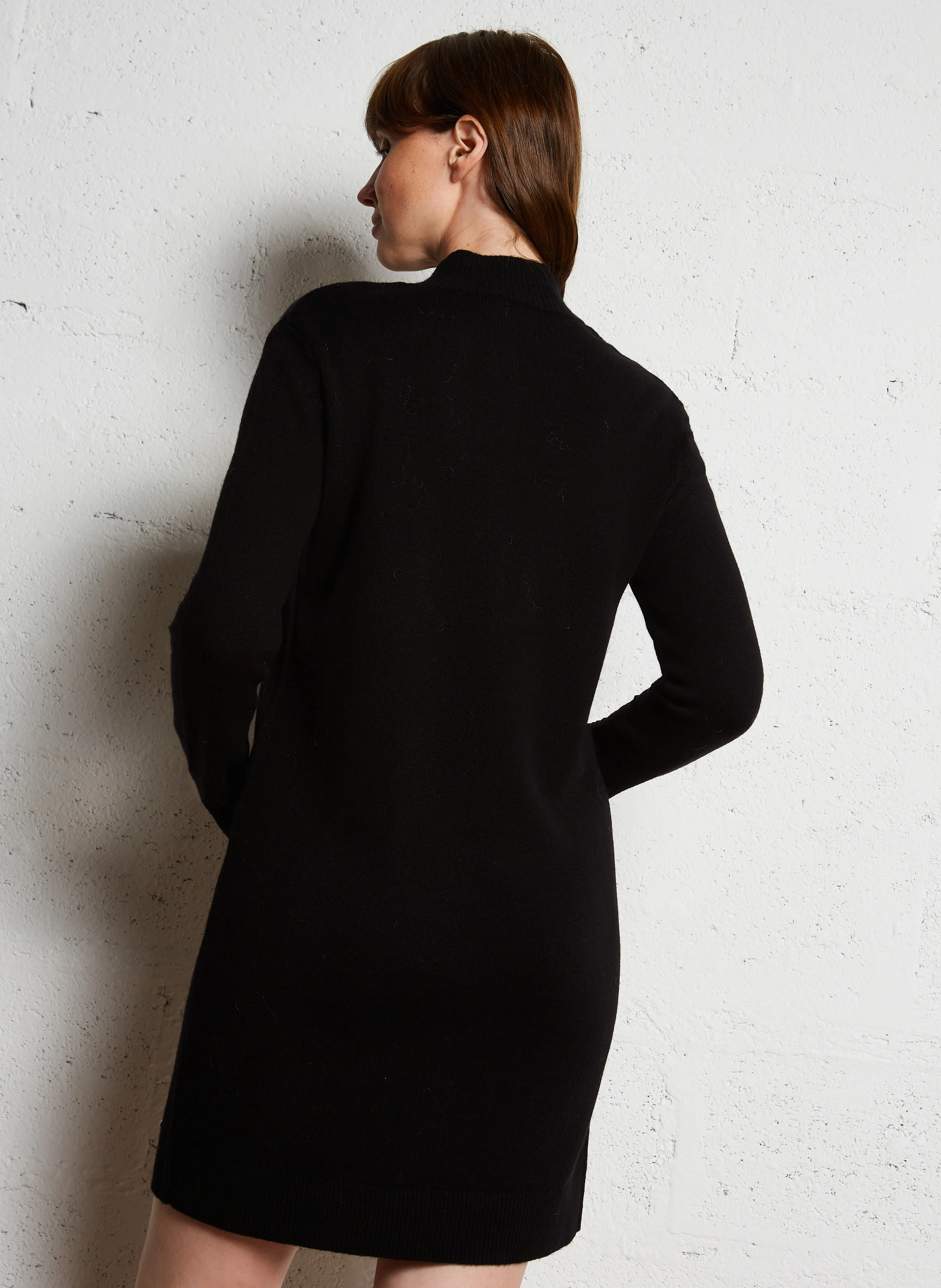 ARPEGE - Robe courte col montant en laine| Noir