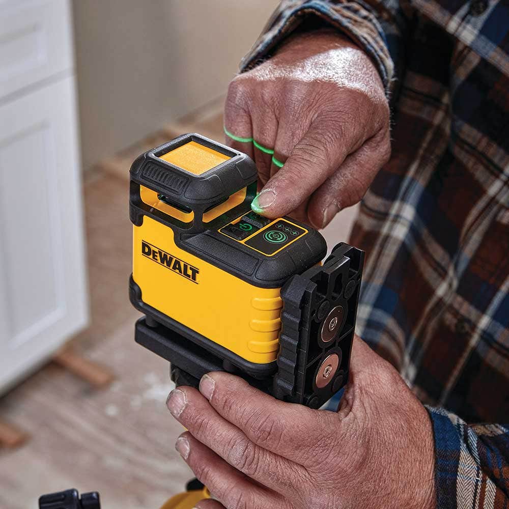 DEWALT 360 Degree Green Beam Cross Line Laser DW03601CG-XJ