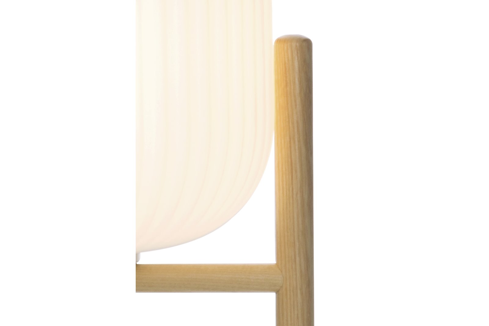 Vinda bordlampe Stor natur tre med hvit opalglass, ledning og bryter E27 Max 40W