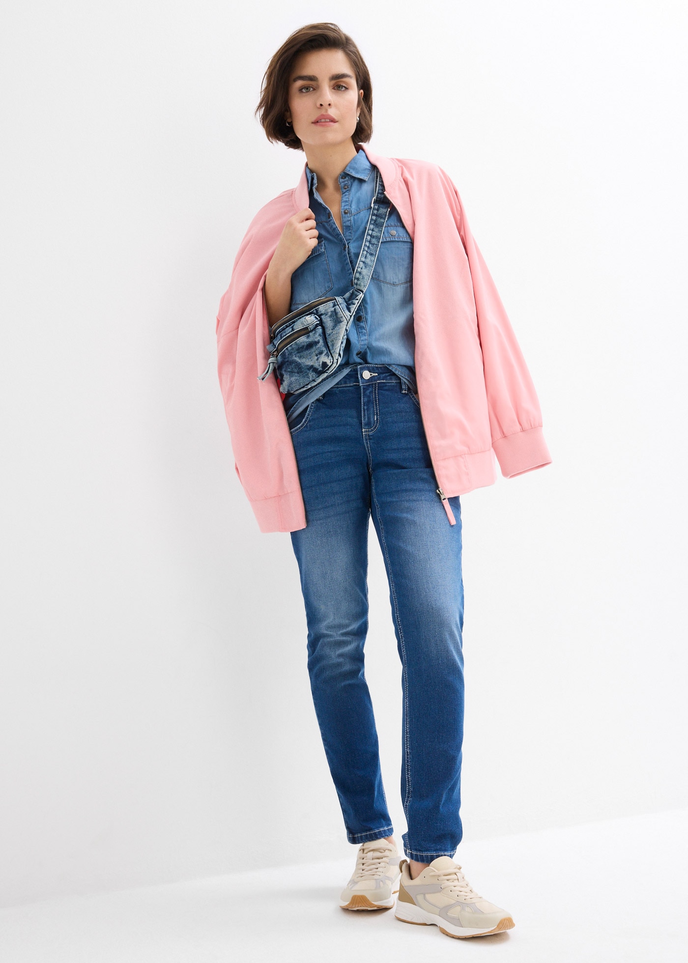 bonprix Jeansbluse »Jeansbluse mit Druckknöpfen, Langarm«, mit Druckknöpfen, schmal geschnitten