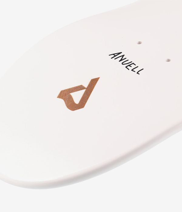 Anuell Pyther 8