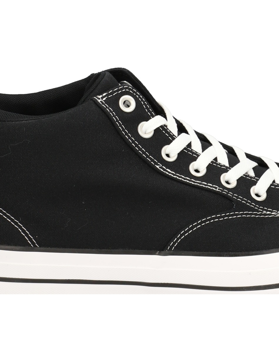 CHUCK TAYLOR ALL STAR MALDEN STREET