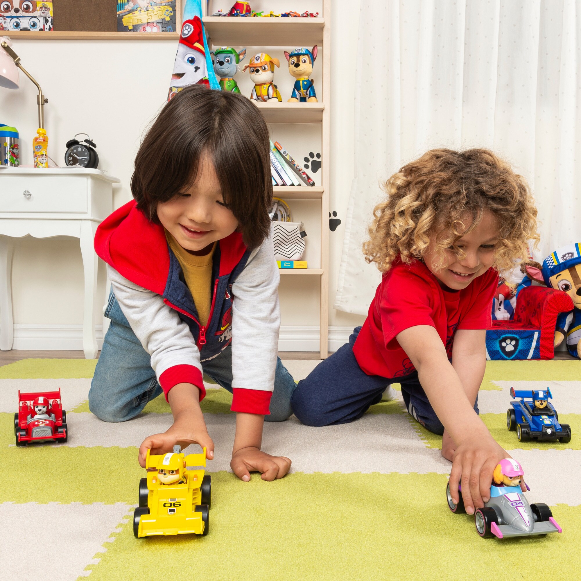 Spin Master Spielfahrzeug Paw Patrol - Ready, Race, Rescue, Rubbles Race & Go Deluxe Basis Fahrzeug