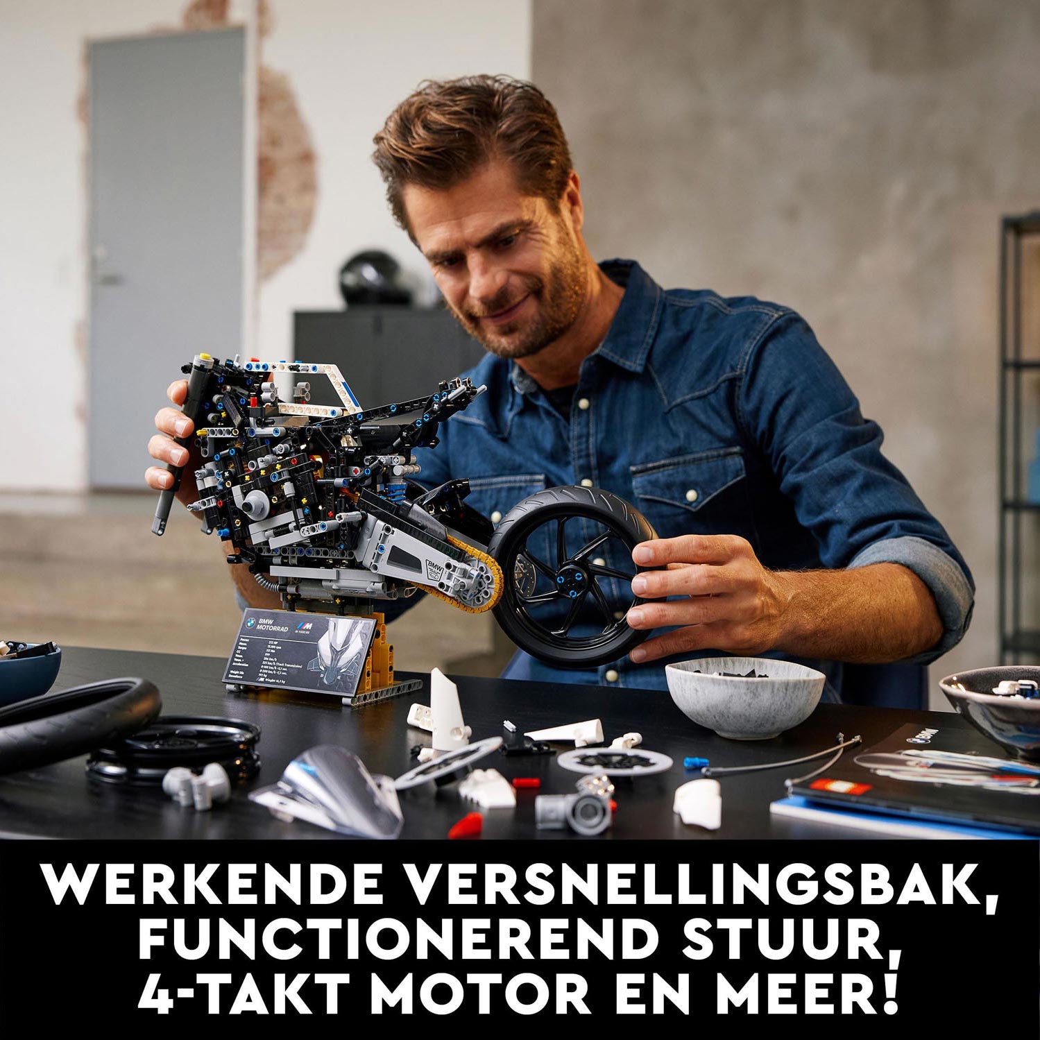 LEGO Technic 42130 BMW 1000 RR