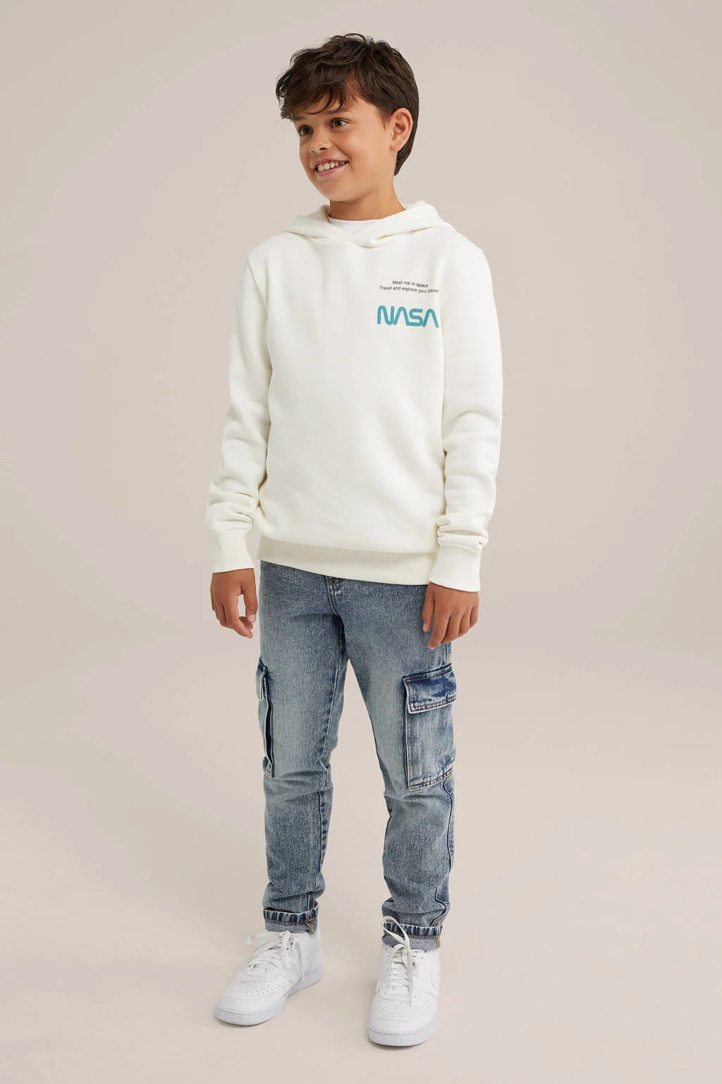 WE Fashion sweater met backprint ivory