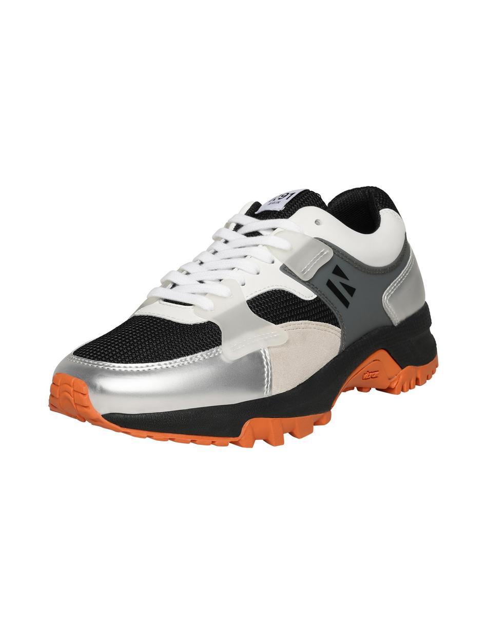 SNEAKER STYLE CHOICE W LM
