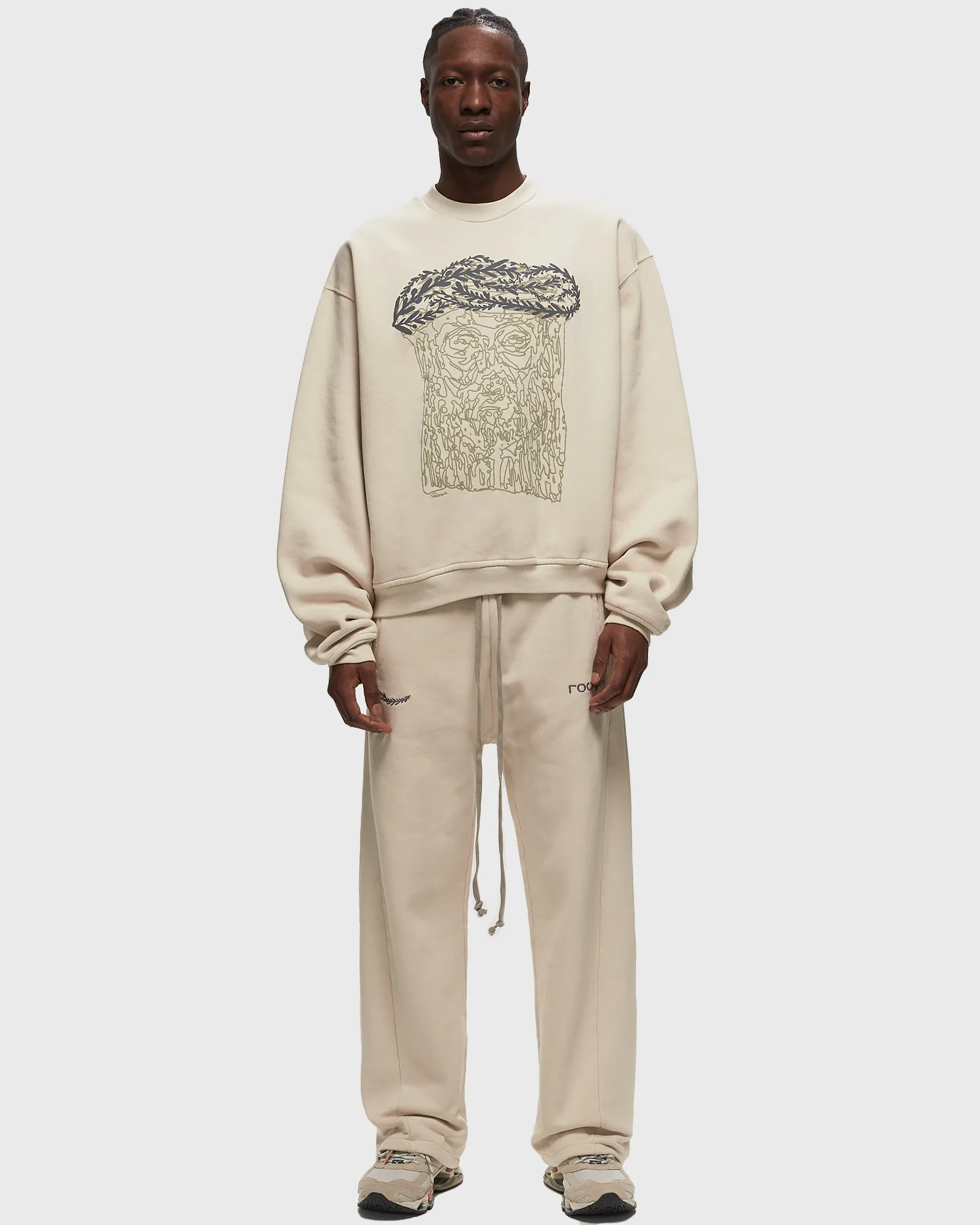 Rough. ISUS SWEATER