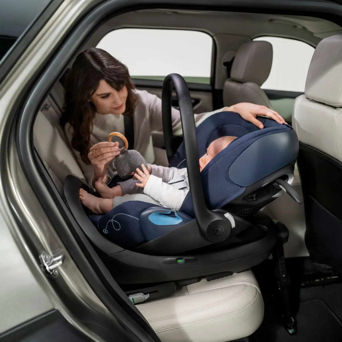 Cybex Siège d’Auto Cloud G Lux 4-35lb - Bleu Océan