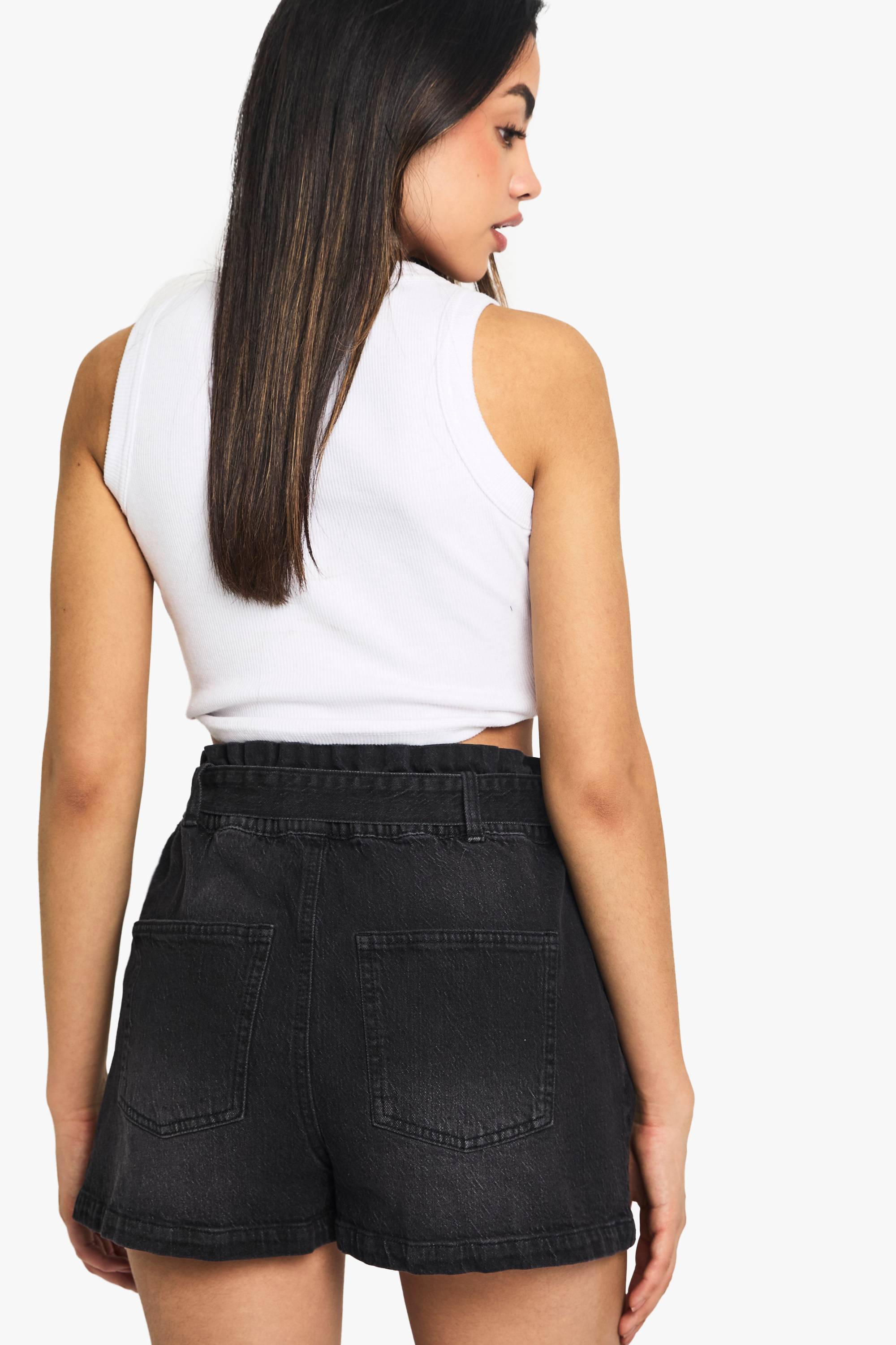boohoo Short En Jean Taille Froncée Avec Ceinture