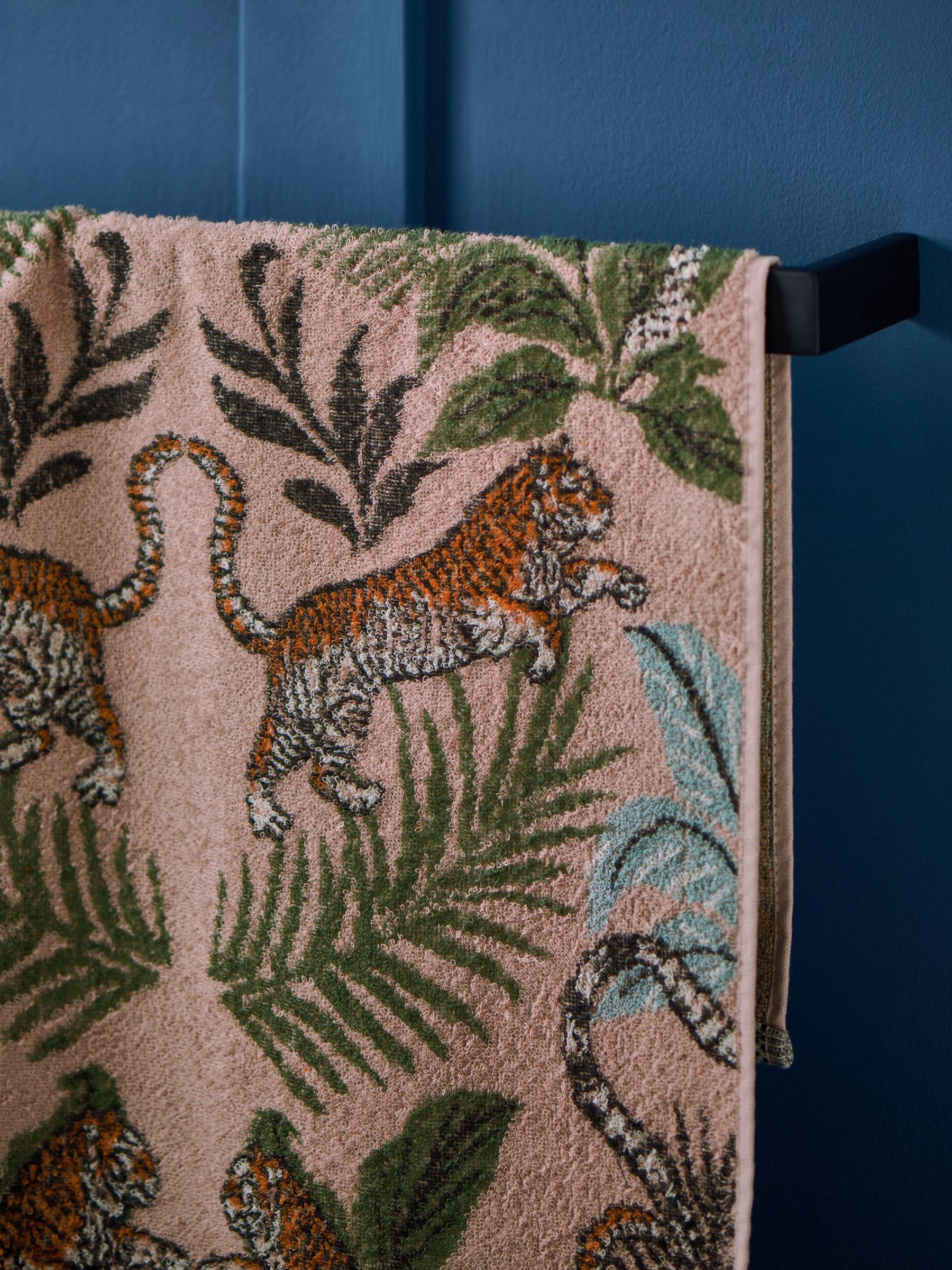 Tiger Palm Print 100% Cotton Towel