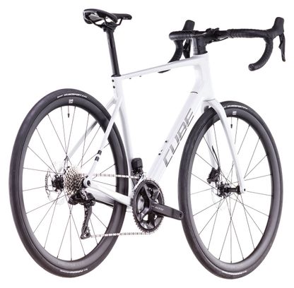 Vélo de Route Cube Attain C:62 SLX Shimano 105 Di2 12V 700 mm Blanc Cotton Gris 2025